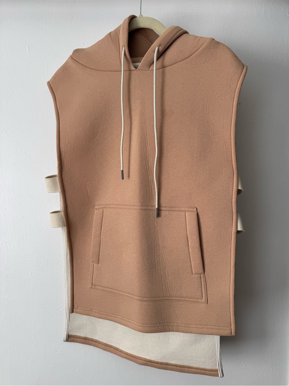 Sleeveless Hooded Vest in Light Brown